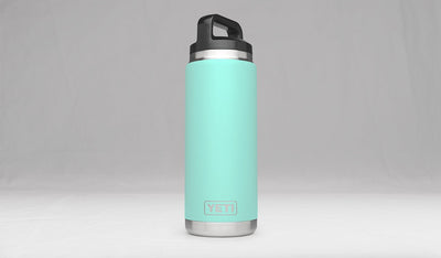 YETI Rambler 26 oz Vacuum Insulated Stainless Steel Bottle with TripleHaul Cap, Seafoam