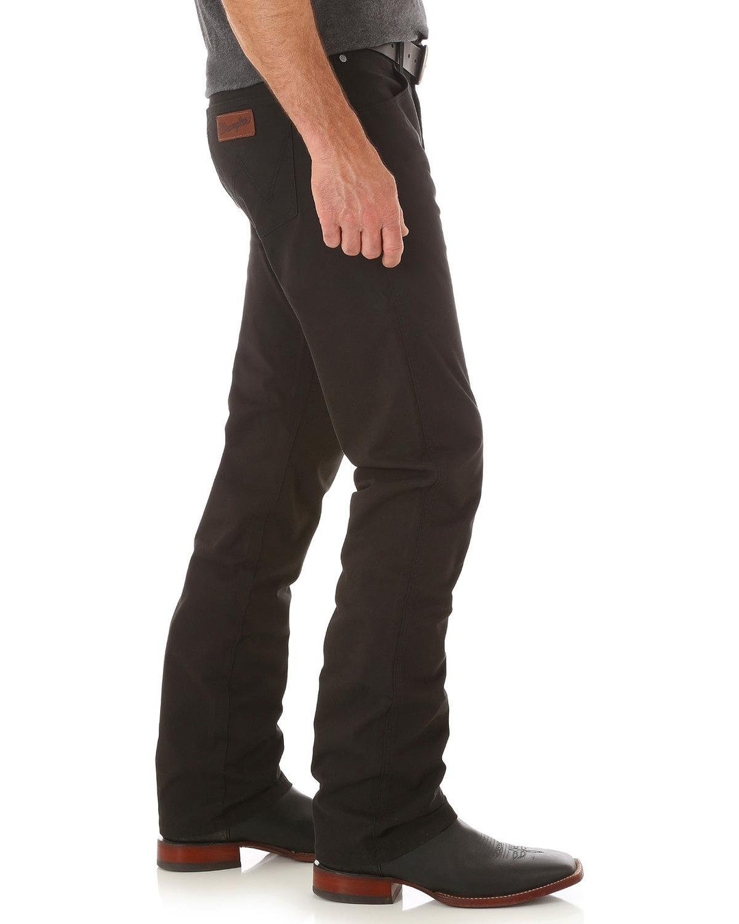 Wrangler Men's Retro Slim Fit Straight Leg Jean, Black, 32W x 34L