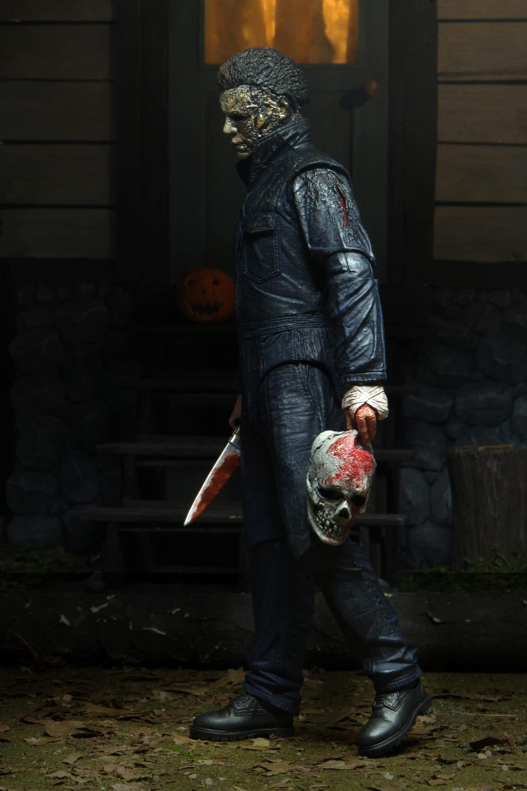 Neka Halloween Kills Ultimate 7 Inch Action Figure, Michael Myers