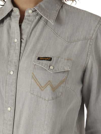 Wrangler Women's Long Sleeve Snap Front Denim Western Shirt, Grey Denim, XL
